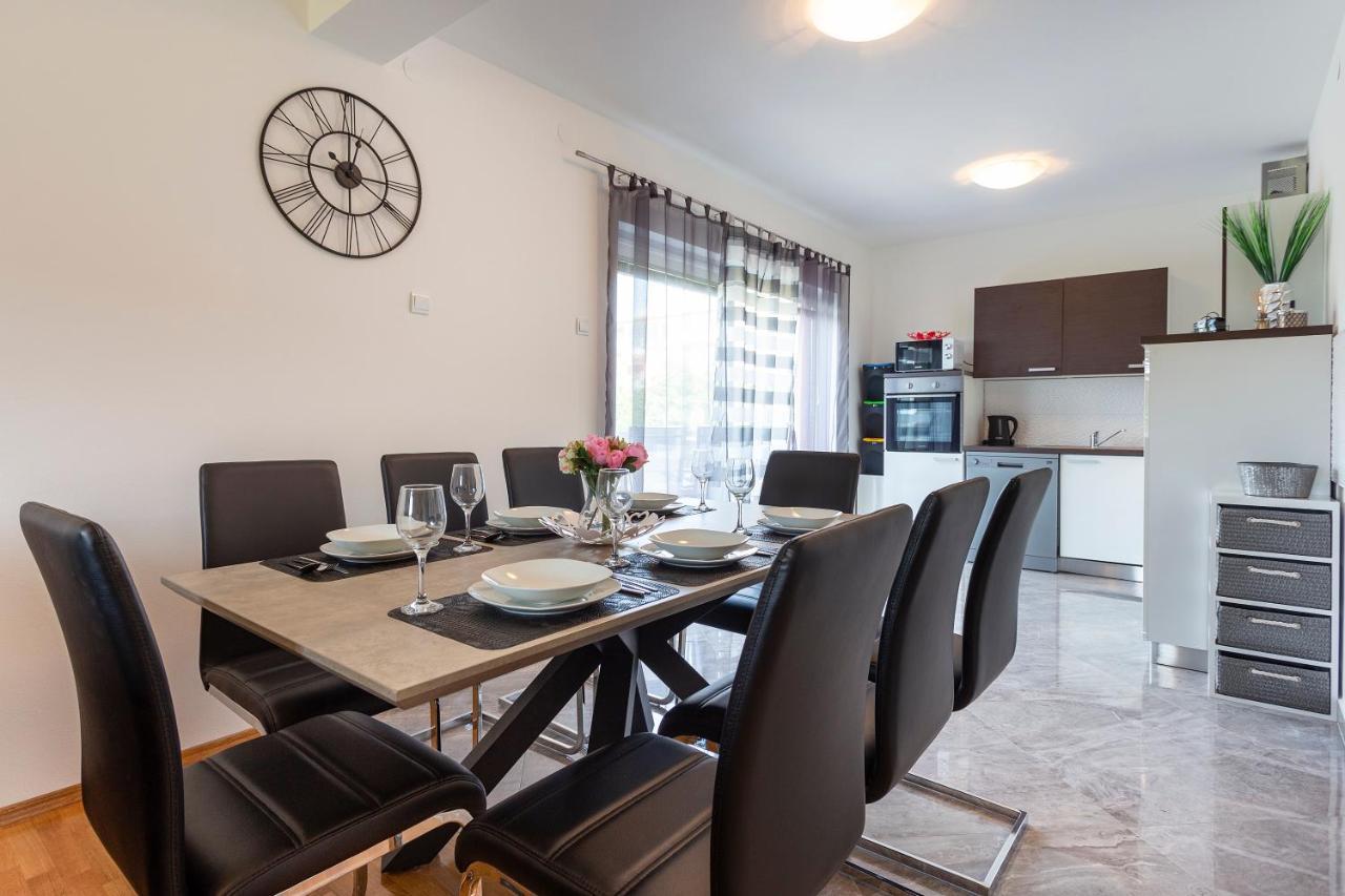 Apartmani Karoca 3 Пула Экстерьер фото