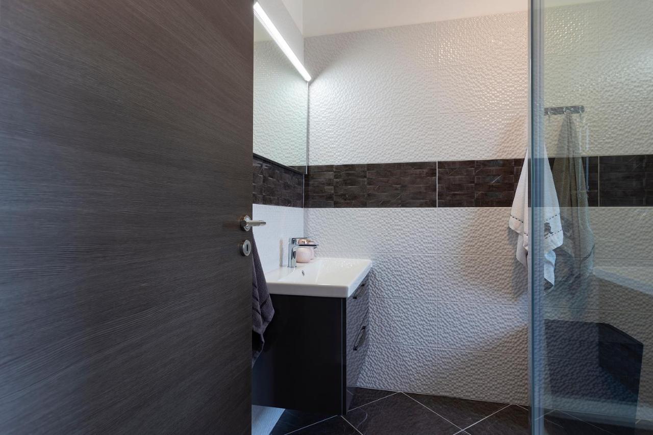 Apartmani Karoca 3 Пула Экстерьер фото