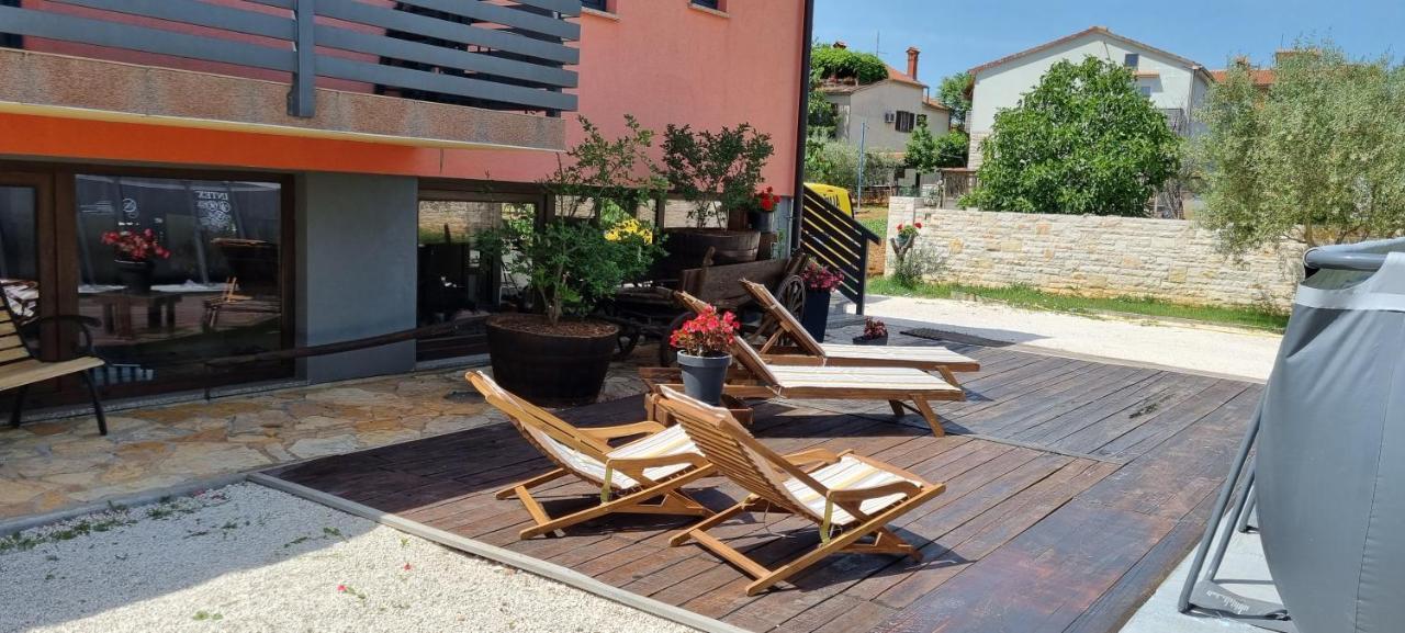 Apartmani Karoca 3 Пула Экстерьер фото